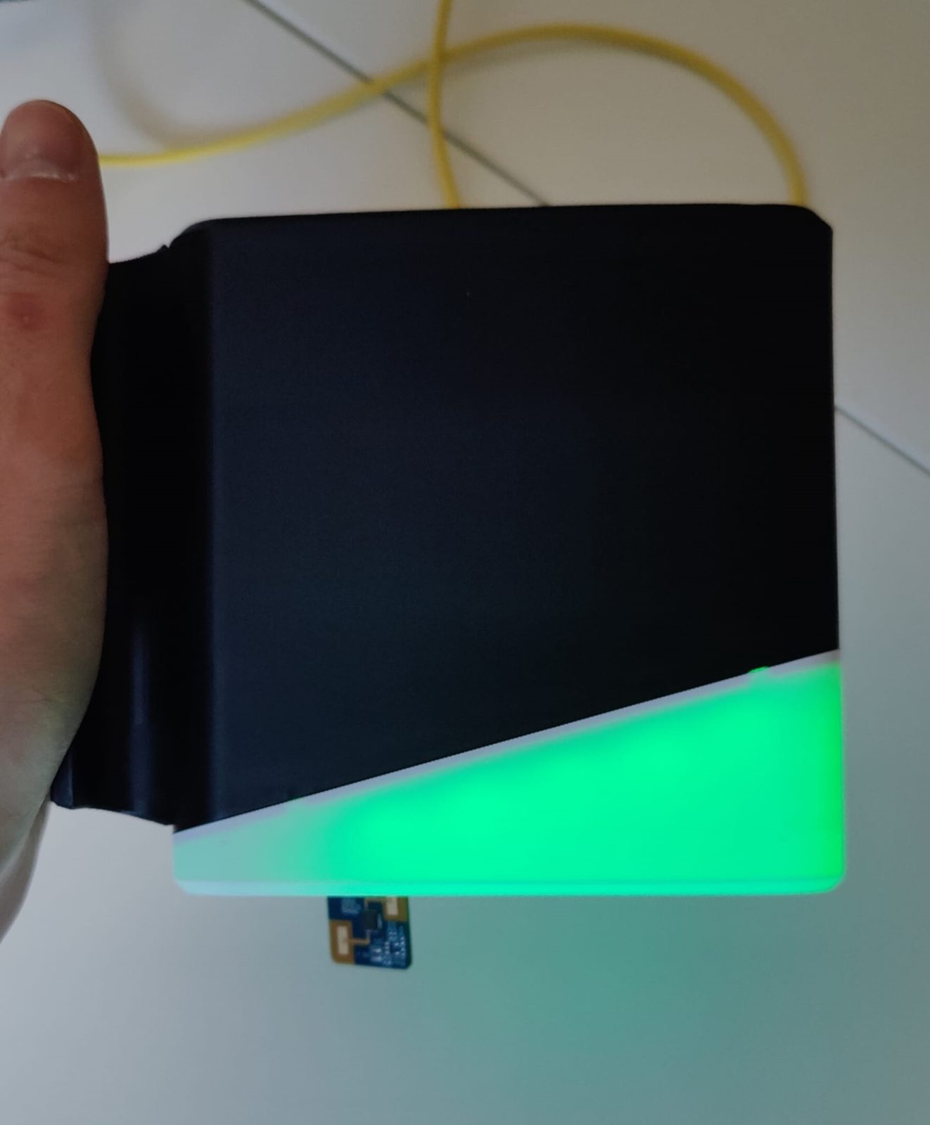 mmWave human presence detector for fitting rooms